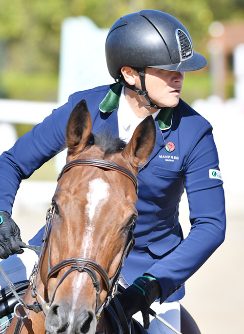 乗馬クラブクレインオリンピックパーク　指導部サブチーフ　森　裕悟